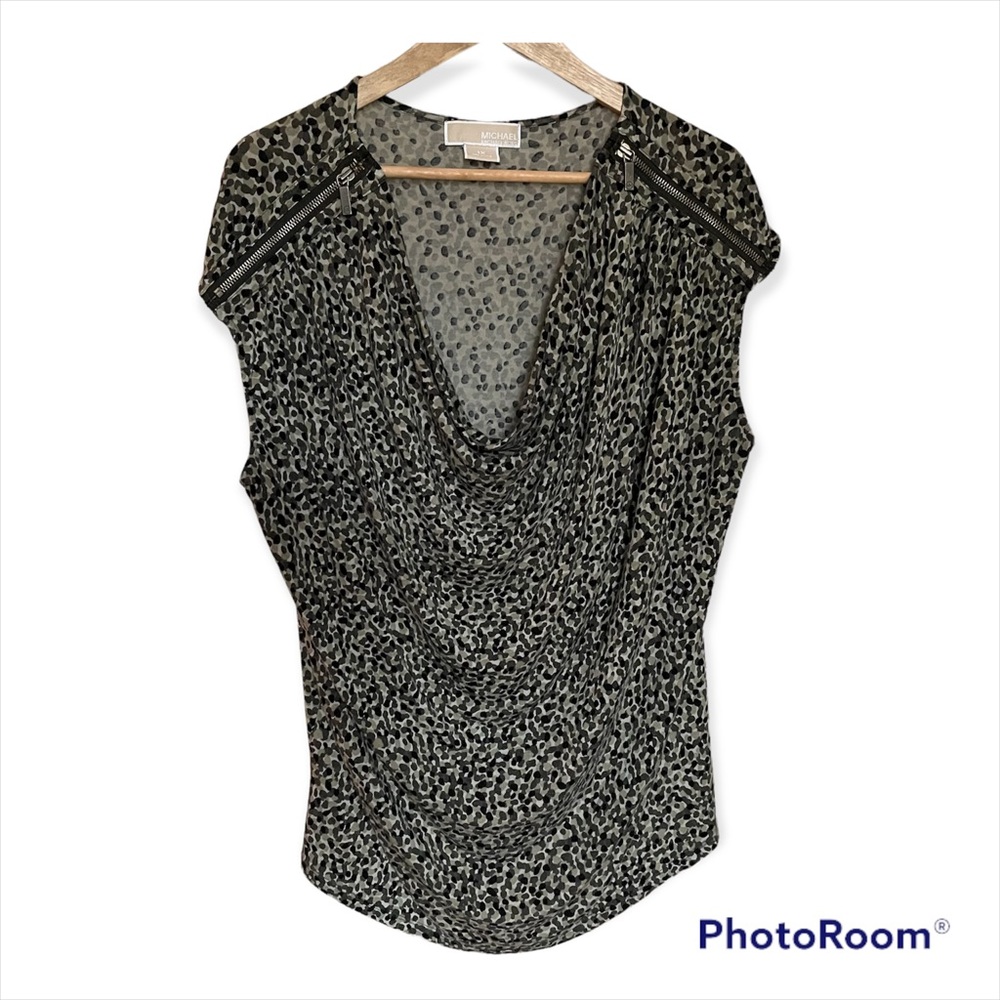 MICHAEL Michael Kors Blouse. Animal print. Brown. Size 1X.